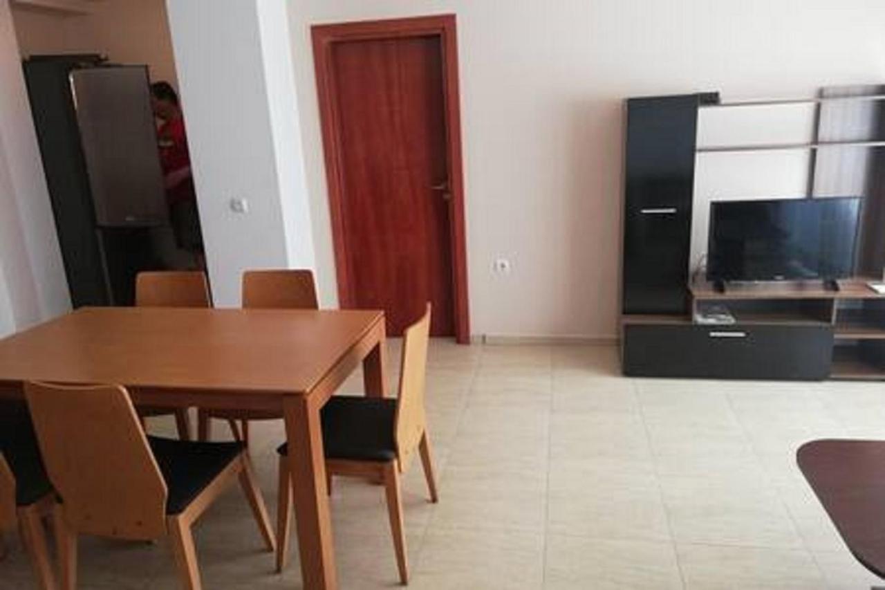 Yves 2 Bed Apart At Sun Village Sunny Beach Not Far Away From The Sea Extérieur photo