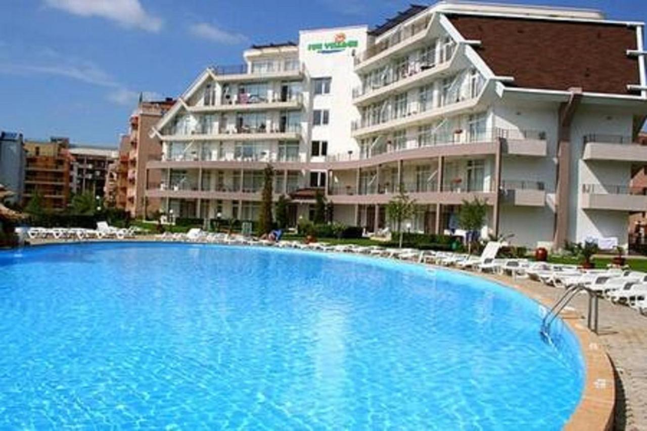 Yves 2 Bed Apart At Sun Village Sunny Beach Not Far Away From The Sea Extérieur photo