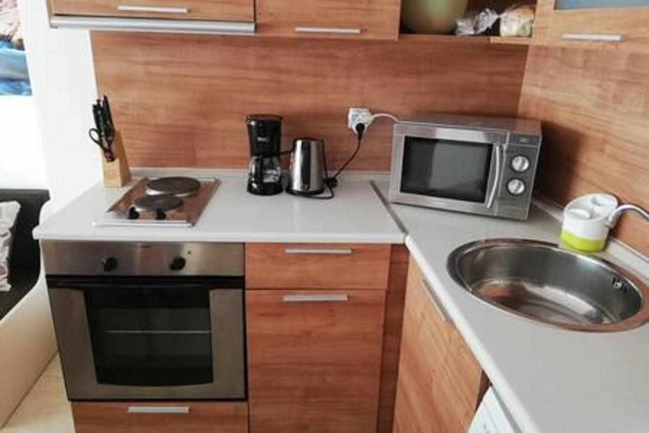 Yves 2 Bed Apart At Sun Village Sunny Beach Not Far Away From The Sea Extérieur photo