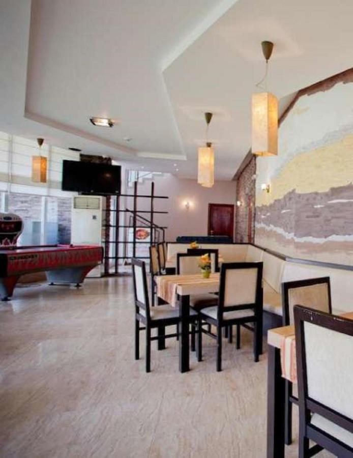 Yves 2 Bed Apart At Sun Village Sunny Beach Not Far Away From The Sea Extérieur photo