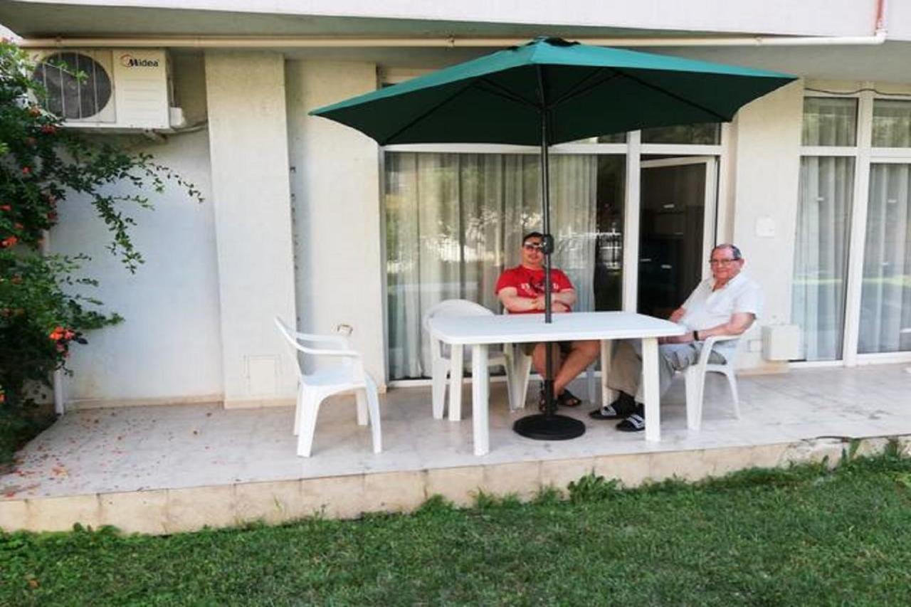 Yves 2 Bed Apart At Sun Village Sunny Beach Not Far Away From The Sea Extérieur photo