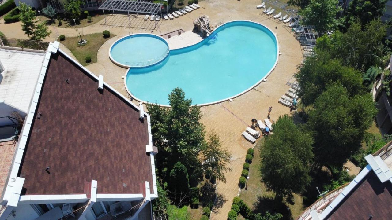 Yves 2 Bed Apart At Sun Village Sunny Beach Not Far Away From The Sea Extérieur photo