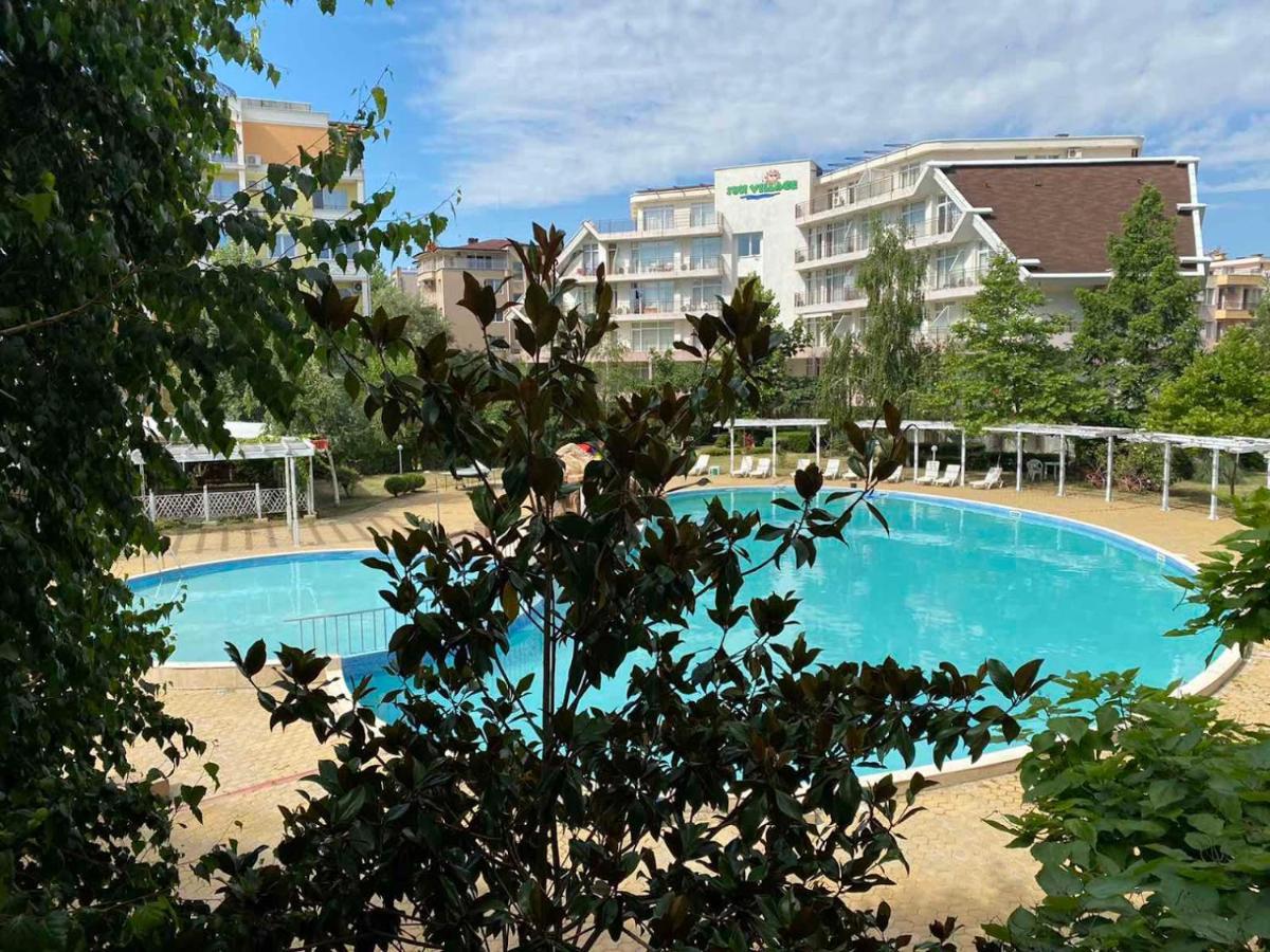 Yves 2 Bed Apart At Sun Village Sunny Beach Not Far Away From The Sea Extérieur photo